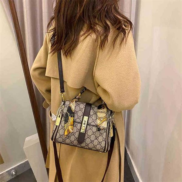 

designer bag women's 2023 new fashion leisure texture single shoulder messenger bag tide armpit women's bag
