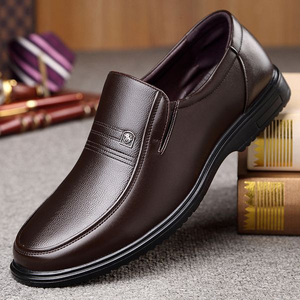 

dress shoes sepatu buatan tangan kulit asli kasual slip on bisnis klasik lembut hombre pria antilembap flat 230329, Black