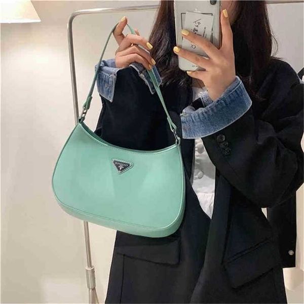 

designer bag super low simple fashion armpit high texture versatile single shoulder middle ancient half moon oblique cross bag