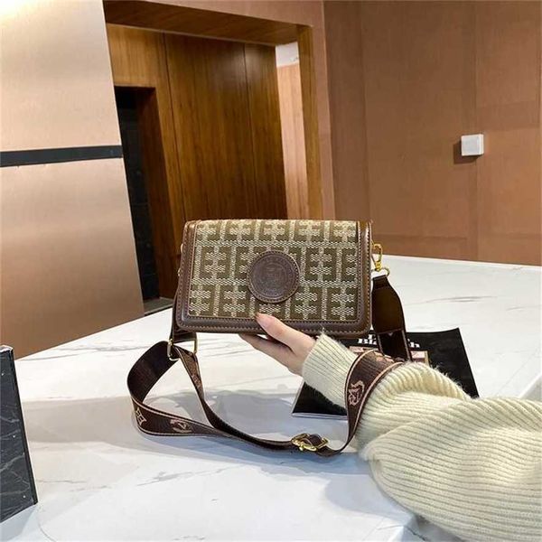 

2023 designer bag handbag hongding square women's single small versatile broadband messenger