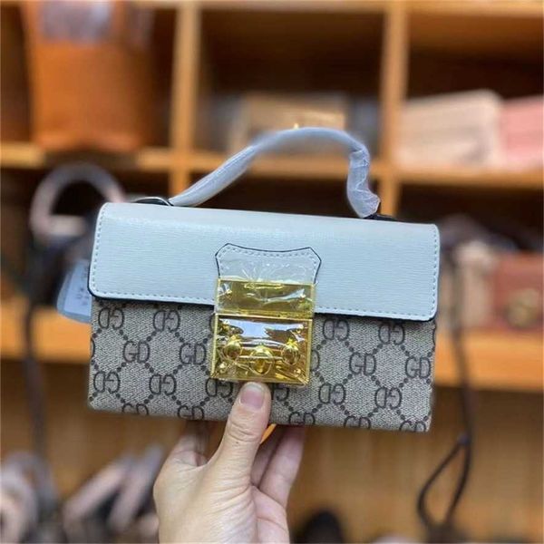 

2023 designer bag handbag 7169 9-4 flip mini portable one