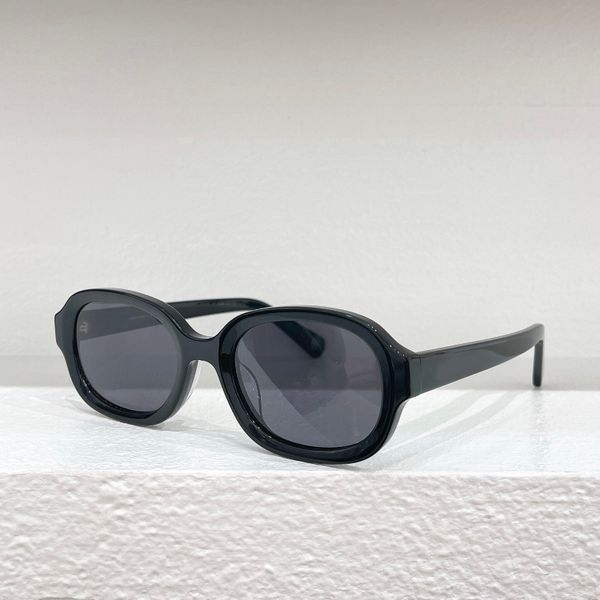 

sunglasses for women summer 18w designers style anti-ultraviolet retro plate oval full frame glasses random box, White;black