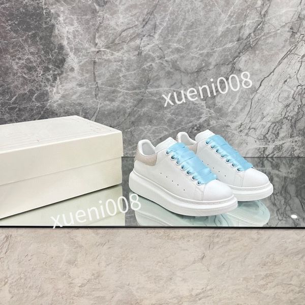 

new womens casual shoes reflective chain reaction sneakers triple black white blue yellow luxury mens women shoe designer trainers, Red;white
