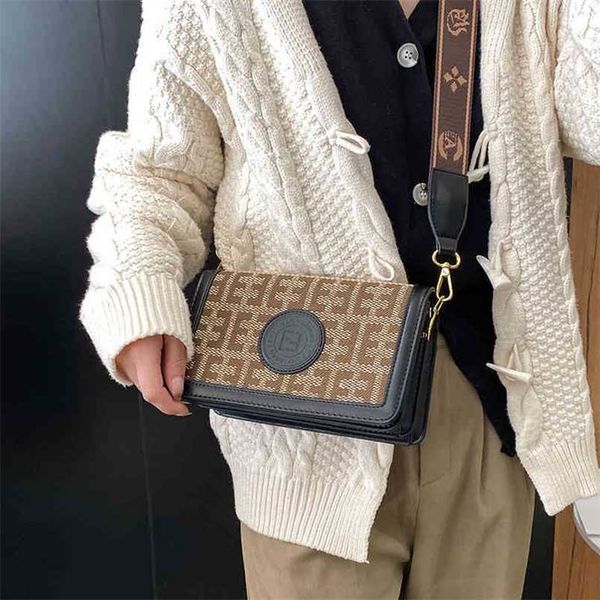 

designer bag autumn and winter super fire fashion ins minority bag version versatile one shoulder small