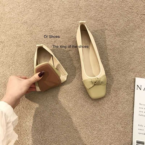 

dress shoes french square head small fragrant bean shoes 2022 summer shallow mouth gentle lady soft sole low heel small crowd temperament, Black
