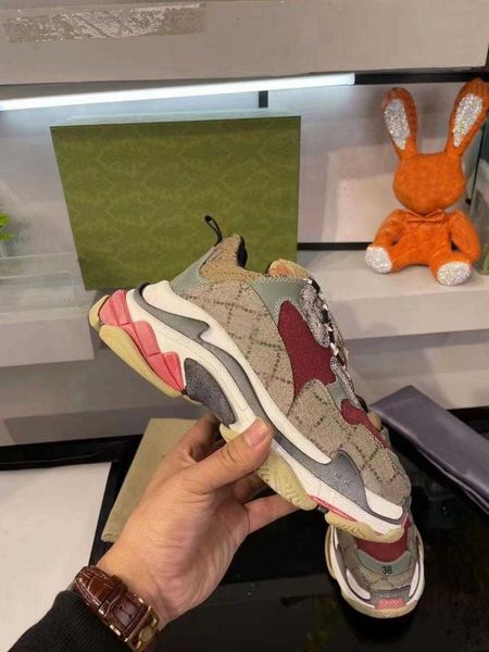 

designer men triple s shoes trainers sneakers brand shoe luxury casual outdoor the hacker project 100 rhyton sneaker