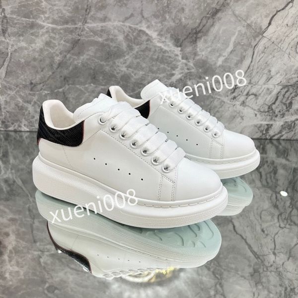 

womens casual shoes reflective chain reaction sneakers triple black white blue yellow fluo tan luxury mens women shoe designer trainers2023, Red;white