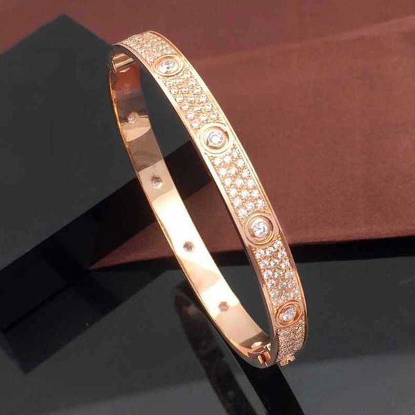 

2023 designer jewelry carti love bangle russian gold zircon bracelet colored simple and exquisite korean fashion rose women's handwear, Black