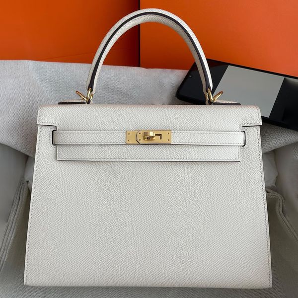 

with scarf womens travel clutch bag luxurys classic 7a quality handle bags genuine leather totes mens fashion shoulder bags crossbody design