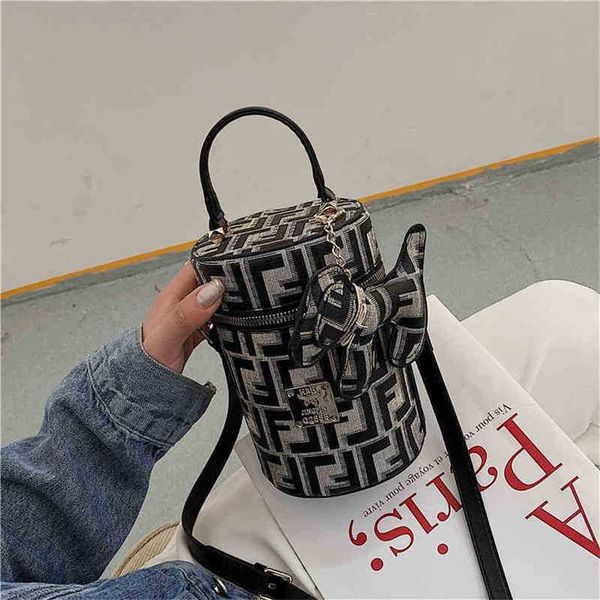 

2023 designer bag handbag small korean portable small round single mobileddll