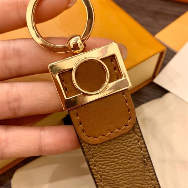 

simple classic key chain yellow brown pu leather keychain accessories fashion keychains buckle for men women with retail box ysk288y, Silver