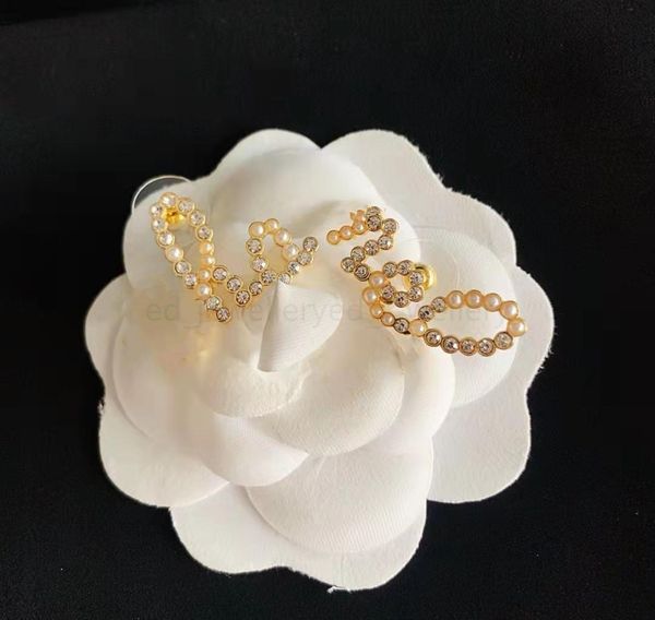 

2022 luxury designer hoop metal diamond pearl with letter earrings women's party wedding couple gift jewelry 925 silver, Golden;silver