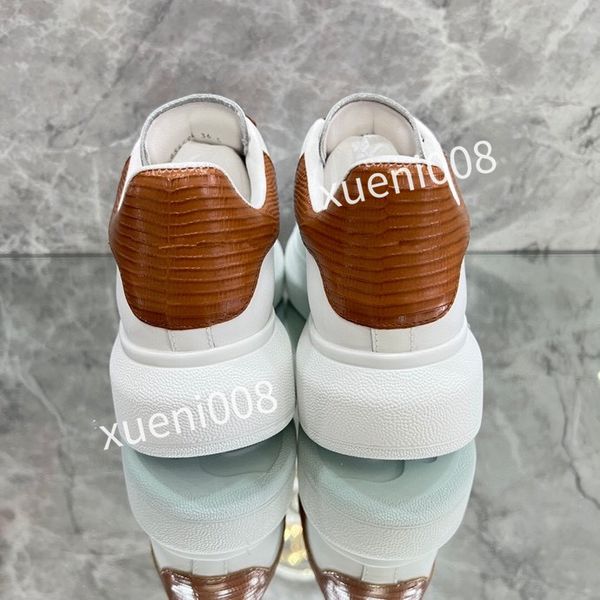 

2023new men designer casual shoes reflective chain reaction sneakers triple black white suede blue yellow fluo tan luxury mens women shoe de, Red;white