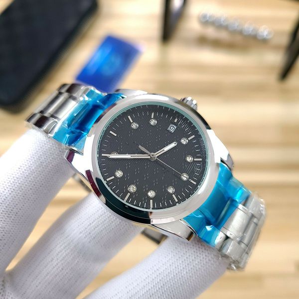 

men's watch 40mm quartz movement classic large three pin design calendar elegant men's watch, Slivery;brown