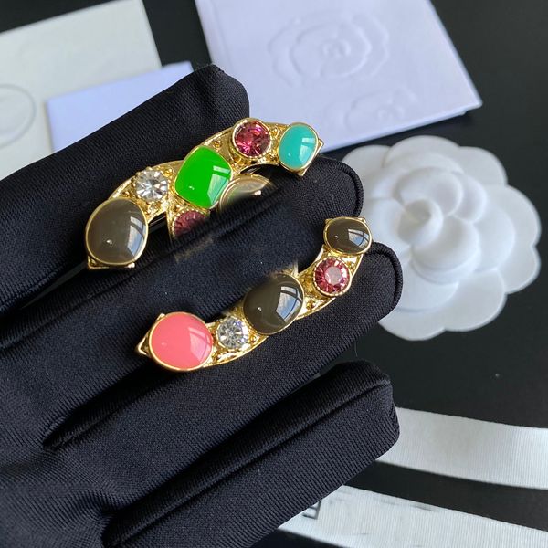 

brand designer cz diamond pearl pins broochs women party gifts luxury letter brooch never fading real gold plated brass copper jewelry acces, Gray