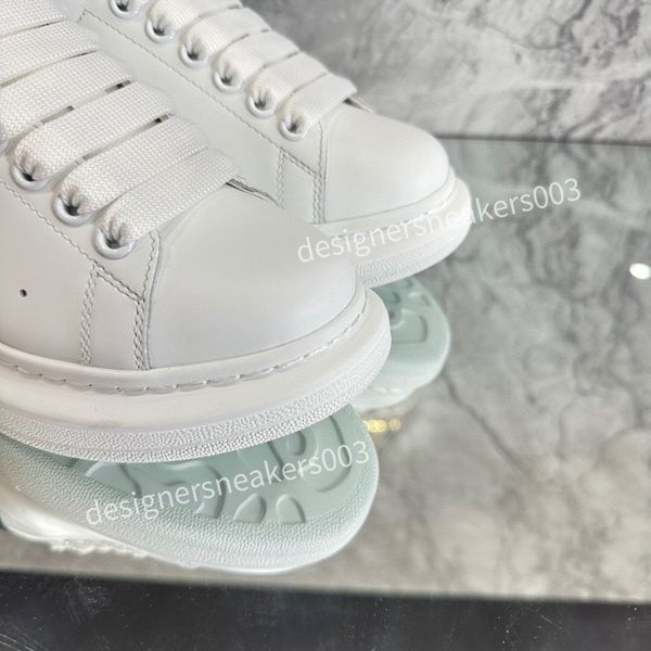 

2023new men designer casual shoes platform sneakers clear sole black white grey pink blue royal neon green mens trainers tennis