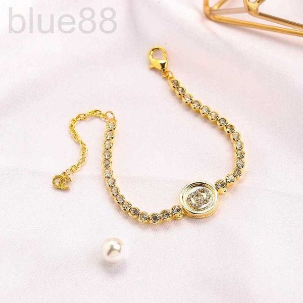 

other bracelets designer 2022 new bracelet copper inlaid zircon diamond chain real gold plated steel seal letter bracelet jewelry aqeq, Golden;silver