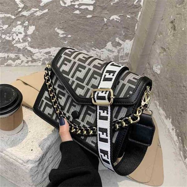 

2023 designer bag handbag women's autumn winter popular korean version versatile one small square broadband messenger