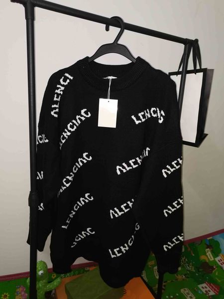 

2023 european and american luxuryt designer sweaters mens with womens autumn winter long sleeve sweater knitted sweatshirts, White;black