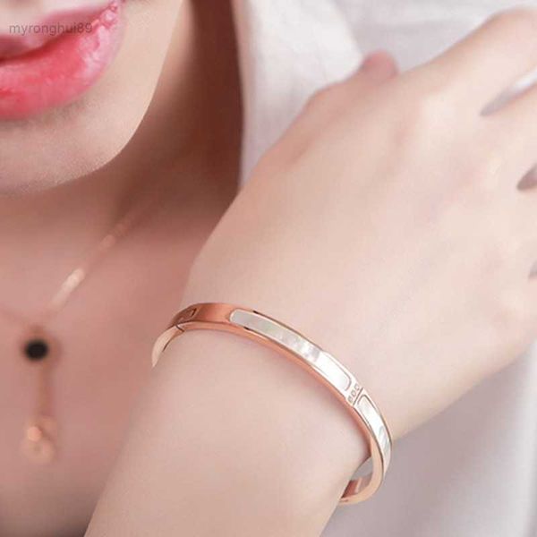 

bangle net red light luxury rose colorless titanium steel shell bracelet ring chain three simple and fashionable elegance mother 5tmj, Black