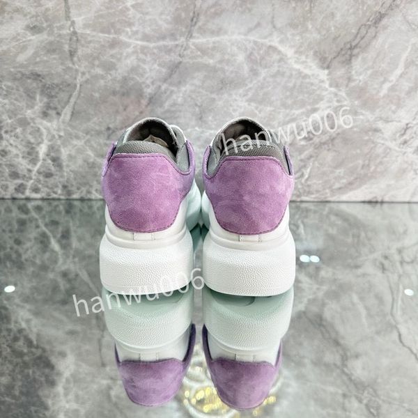 

new designer classic mens boot senior fashionable desert denim leather luxurious winter platform rubber high heels short boots thick2023, Black