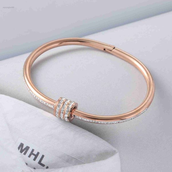 

bangle baojia fashion titanium steel bracelet with color retention stainless version hfu1, Black