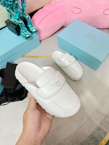 

summer personality lady slippers outdoor fashion comfortable soft soled sandal indoor bathroom bath non-slip 0218, Black