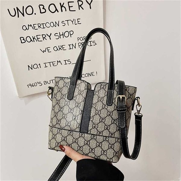 

2023 designer bag handbag hand women's travel leisure trend single diagonal