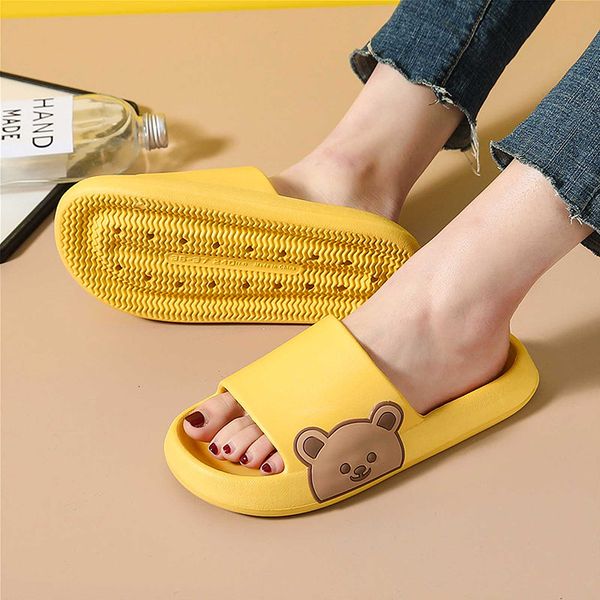 

slippers womens beach slides cartoon bear flip flops mens thick sole indoor bathroom antislip shoes summer couple sandals 230329, Black