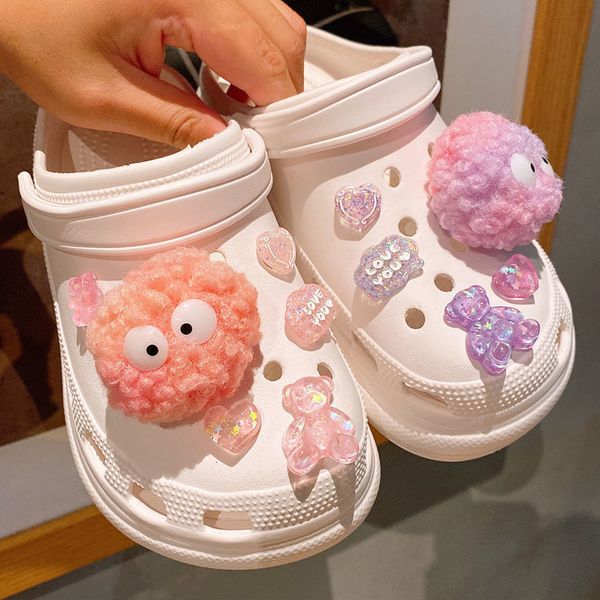 

shoe parts accessories plush ball cute croc charms designer fashion cartoon bear lovely clogs accesorios vintage all-match for 230330, White;pink