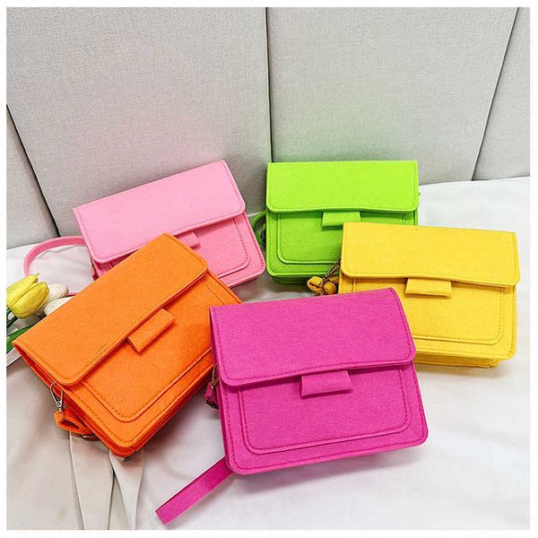 

nxy female new casual shoulder bags fashion square crossbody bags retro felt solid color bags famous brand elegant bags 230308