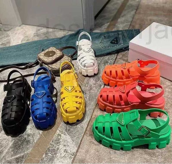 

sandals designer designers new thick soled gear hollow baotou ladies casual heightening one buckle roman tide shoes outdoor beach sandal siz, Black