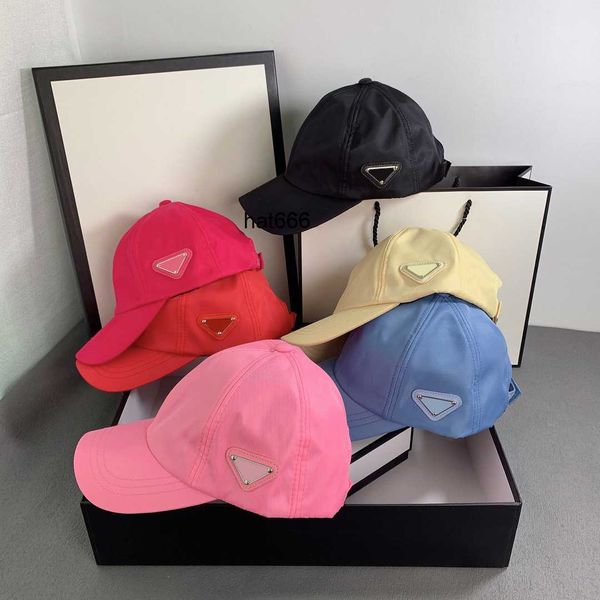 

designers baseball caps luxurys baseball cap solid color letter tongue hats side sports temperament hundred take couple casual travel sunsha, Blue;gray