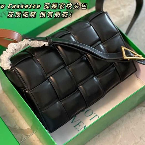 

bvs designer luxury womens bottegas bags handbag venetas woven bag pouch nylon fashion shoulder jodie totes leather crossbody bag cassette m