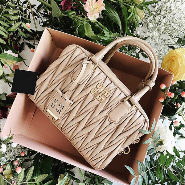 

bags luxury designer miumui miui clutch bag tote handbags womens man designer crossbody matelasse genuine leather wallet purse retro handle