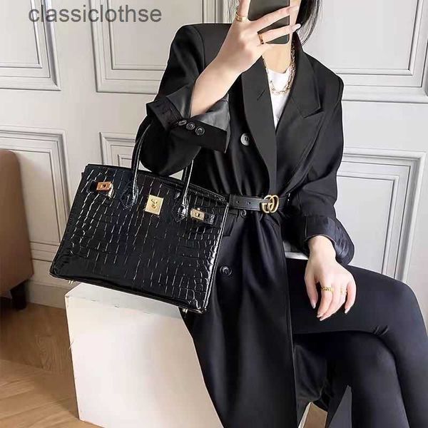 

original edition designer herms briks bags online store 2023 new genuine leather crocodile pattern bag womensc ommuterh andbagf ashionv ersa