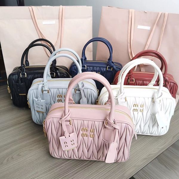 

classic matelasse bowling shoulder bag miumui miui luxury tote handbags womens man designer crossbody bag wallet purse retro genuine leather