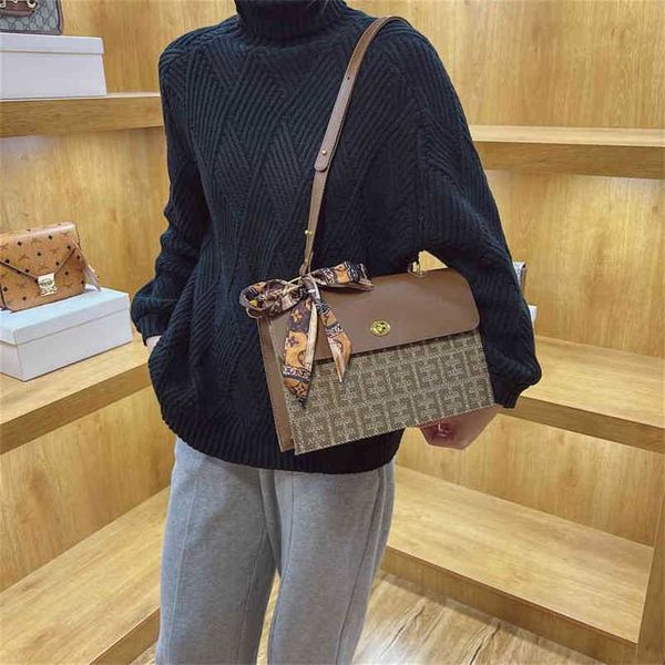 

designer bag tiktok live broadcast fashion kwai tsim single shoulder bag big simple printing tote bag