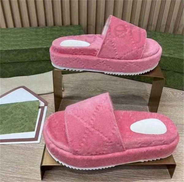 

slippers designer 2023 fashion woman slippers beach thick bottom platform women shoes alphabet lady sandals leather high heel size eur35-42, Black