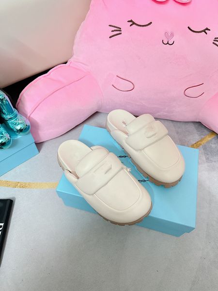 

women men beach luxury designers slippers sandals summer fashion flip flops leather lady slipper metal shoes sneakers double buckle clogs sl, Black