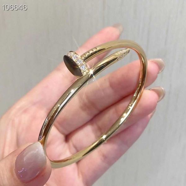 

designer carti bracelet fashion bangle classic family full diamond titanium steel bracelet fashion trend versatile men's and women&#039, Black