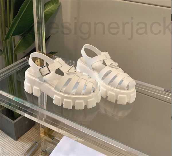

sandals designer new summer seaside sandals women rubber triangle metal vintage round toe platform booster 35-40 t0mn, Black