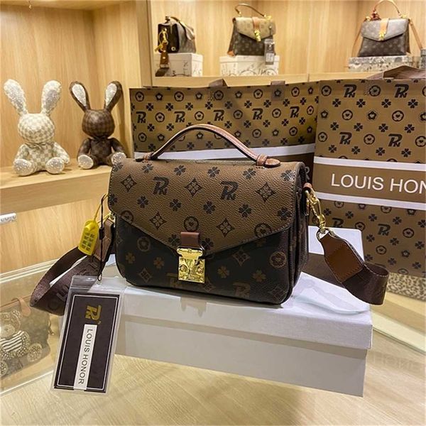 

2023 designer bag handbag glory postman women winter trend single messenger hand women's