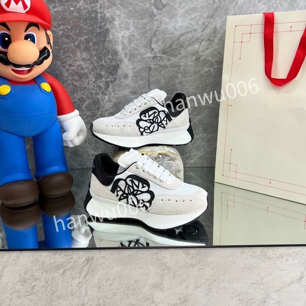 

2023new mens fashion ankle boot desert boots beige and ebony genuine leather quilted lace-up shoes rubber sole, Black