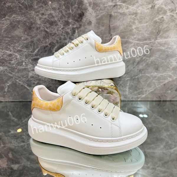 

2023mens boots cowskin elasticity socks shoes half boot designer fashion knitting mixed colors chunky heel thick sole for womens, Black