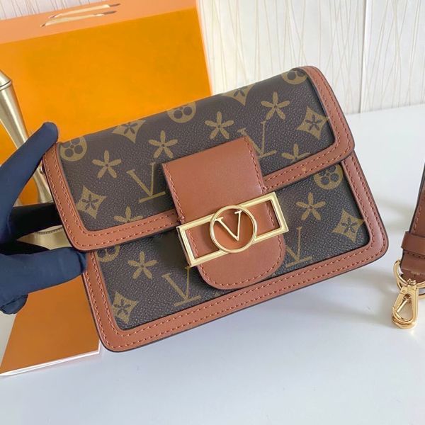 

womens louvis m45958 dauphine evening envelope clutch bags designer metal letter dauphine mens flap handbag messenger bag m45959 luxury shou