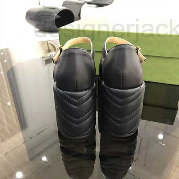 

sandals designer luxury shoes womens summer thick heels sandals leather one-line buckle waterproof platform thickf soled shoe retro fashion, Black