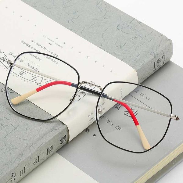 

designer glasses new ni ni's same polygonal eyeglass frame glasses tricolor leg optical flat lens, White;black