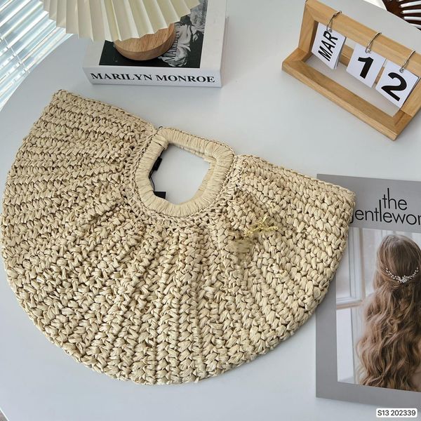 

designer straw bags the tote bag beach bags luxury handbag shoulder medium summer shopping totes beach bag