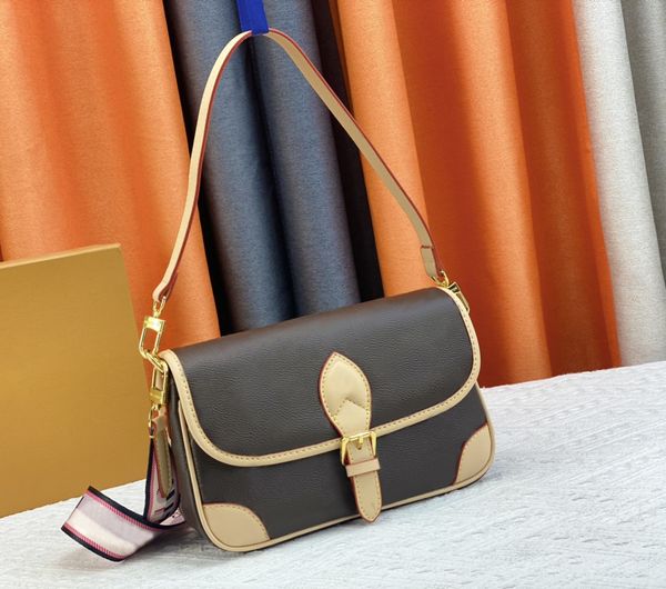

fashion designer crossbody bag luxury diane handbags womens leather shoulder handbag underarm bags brown flower letter cross body make-up pu